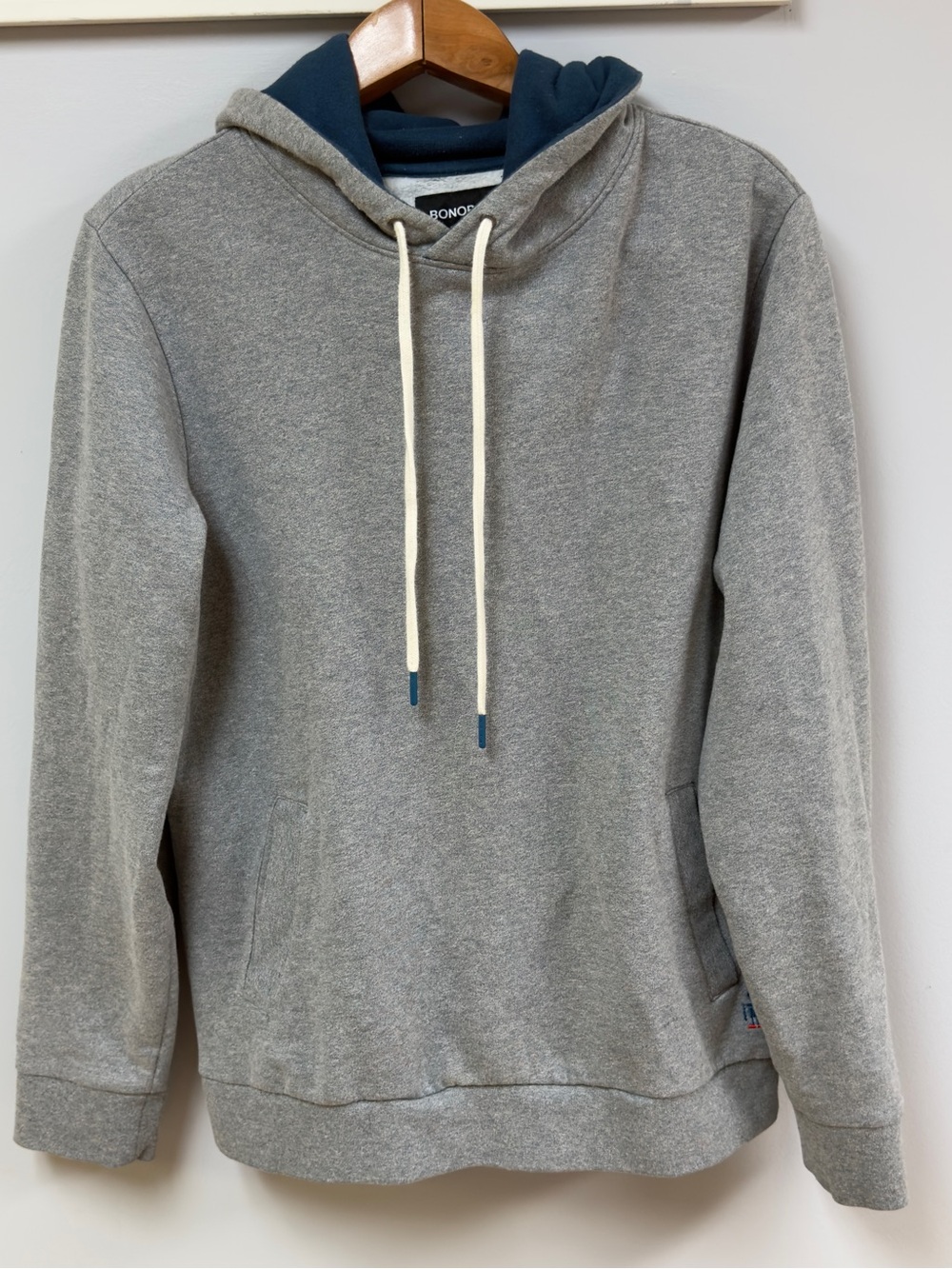 Bonobos Men's Fleece Hoodie Medium Gray Pullover Blue Lined Hood Side Pockets M